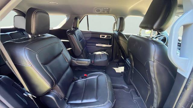 Certified 2023 Ford Explorer XLT w/ Equipment Group 202A AWD/4WD image 19