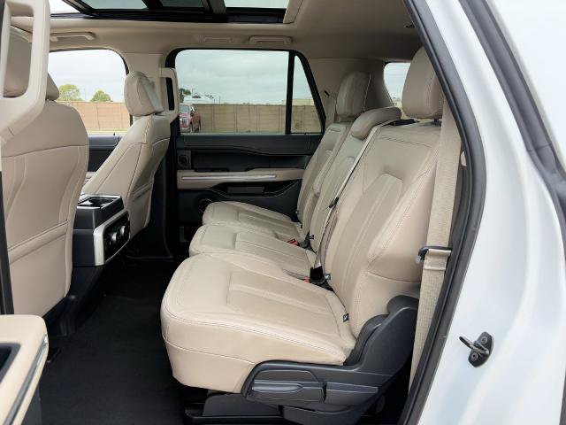 Certified 2024 Ford Expedition Max Limited RWD image 31