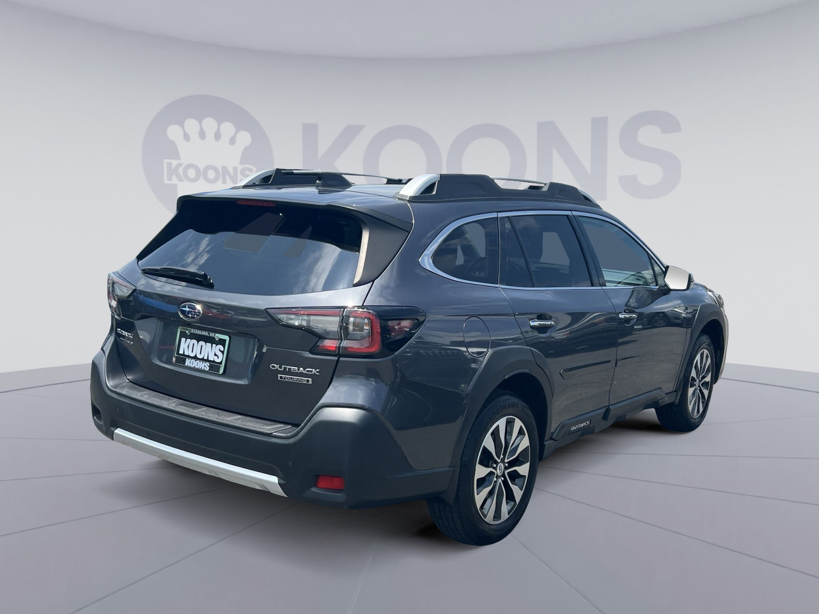 Used 2023 Subaru Outback Touring AWD/4WD image 11