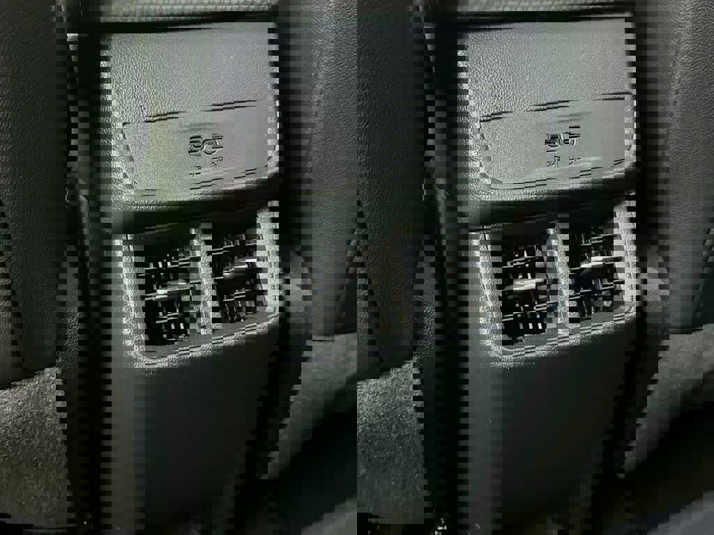 Used 2025 Chevrolet Equinox RS w/ Safety and Technology Package image 15