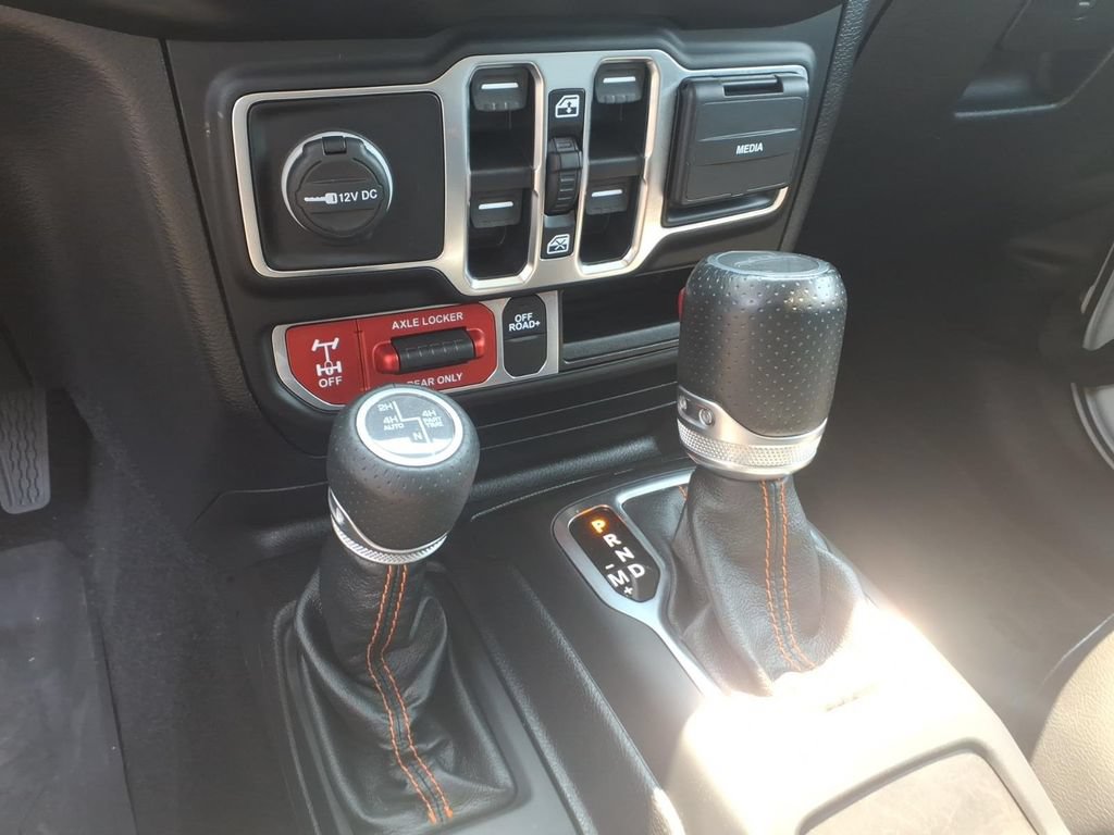 Used 2021 Jeep Gladiator Mojave AWD/4WD image 27