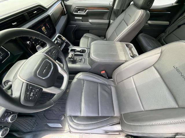 Used 2025 GMC Sierra 1500 Denali w/ Denali Reserve Package AWD/4WD image 16