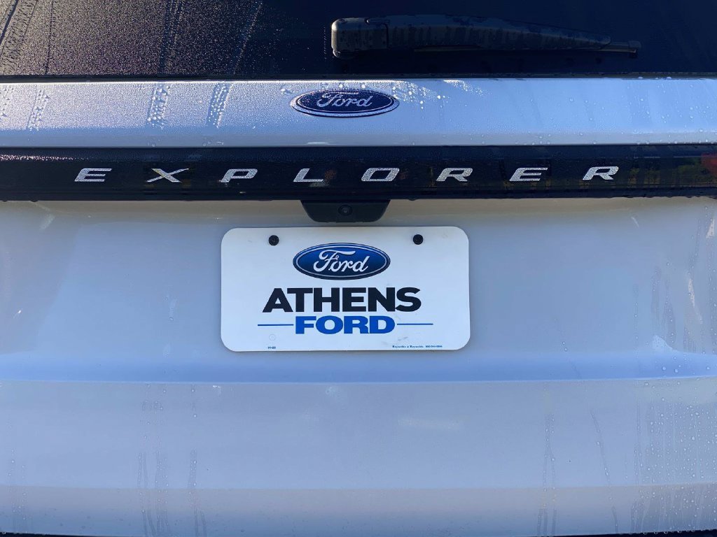 Certified 2026 Ford Explorer Active w/ Active Comfort Package RWD image 6