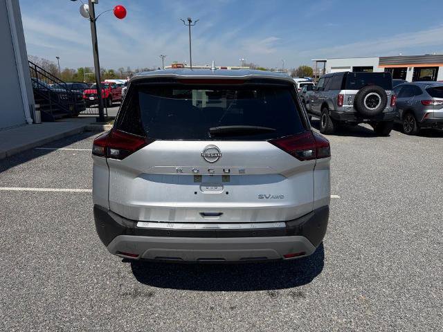 Used 2023 Nissan Rogue SV AWD/4WD image 4