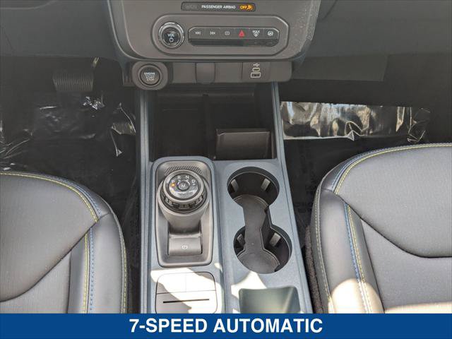 Certified 2025 Ford Maverick Lobo AWD/4WD image 19