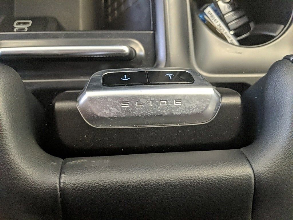 Certified 2025 Ford Expedition Max Platinum image 28