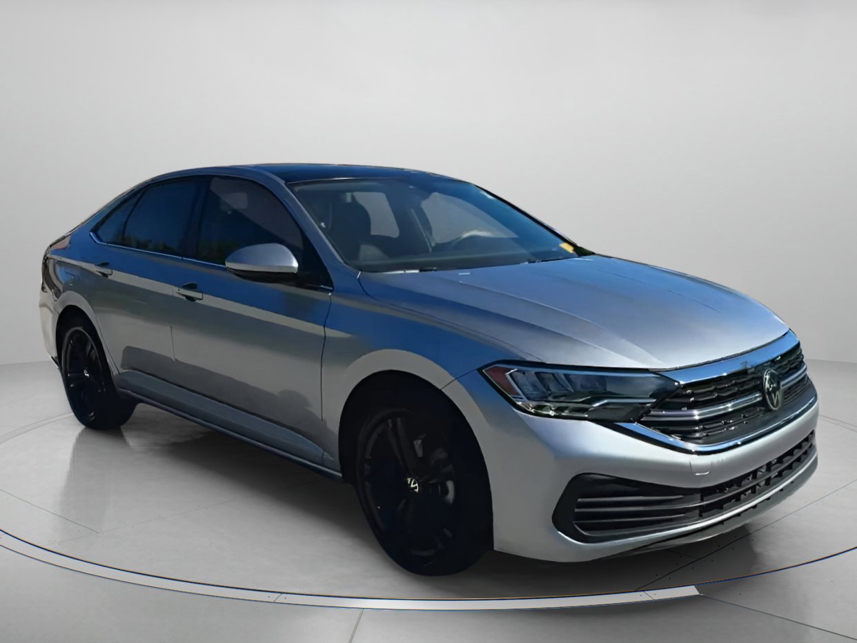 Used 2024 Volkswagen Jetta SE image 27