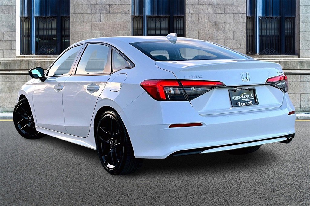 Used 2024 Honda Civic Sport image 10