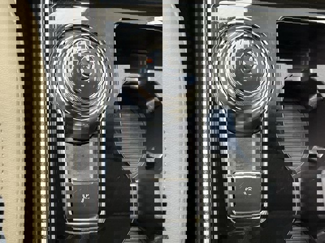 Certified 2019 Ford Edge SEL w/ Equipment Group 201A image 26