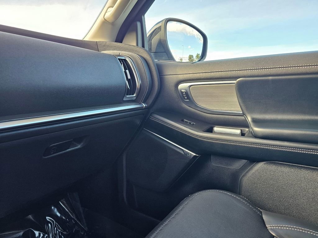 Certified 2025 Ford Expedition Max Platinum image 25