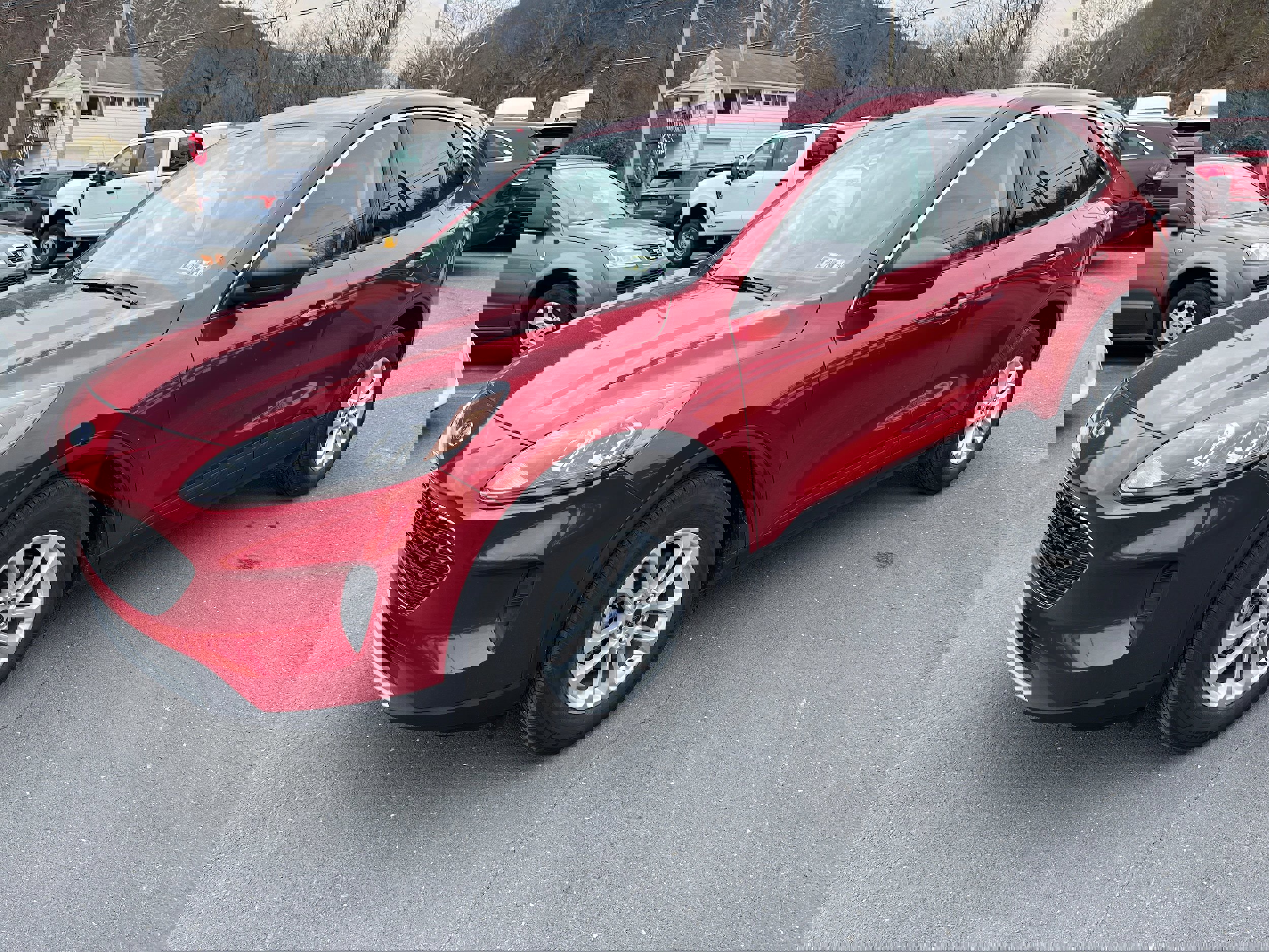 Certified 2022 Ford Escape SE w/ Cold Weather Package image 2