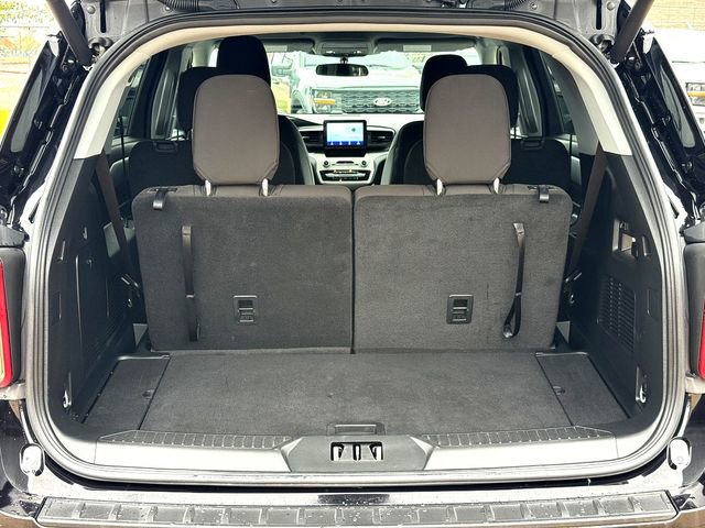 Certified 2024 Ford Explorer XLT image 7