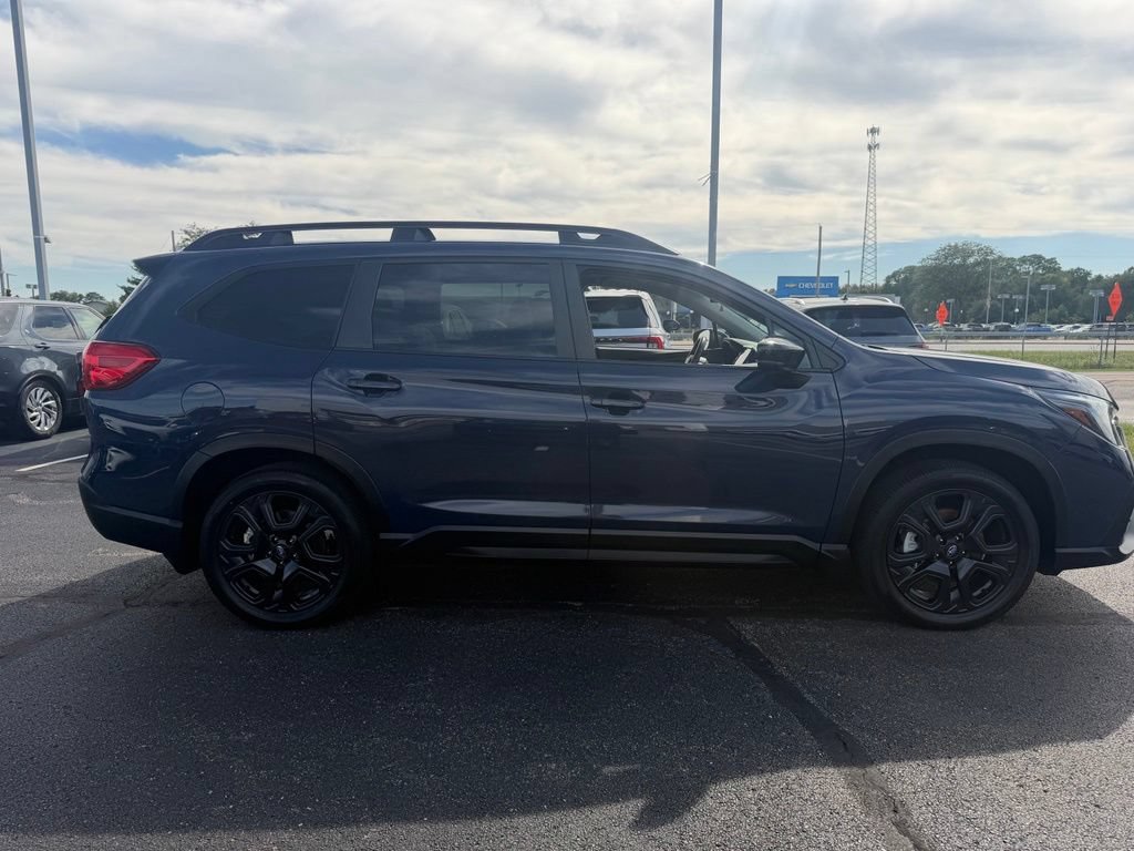 Used 2024 Subaru Ascent Onyx Edition w/ Popular Package Onyx AWD/4WD image 9