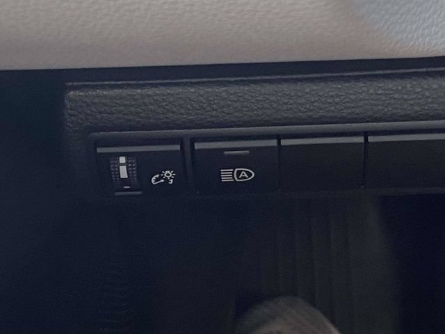 Used 2024 Toyota Corolla SE FWD image 27