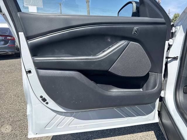 Certified 2023 Ford Mustang Mach-E Select image 18