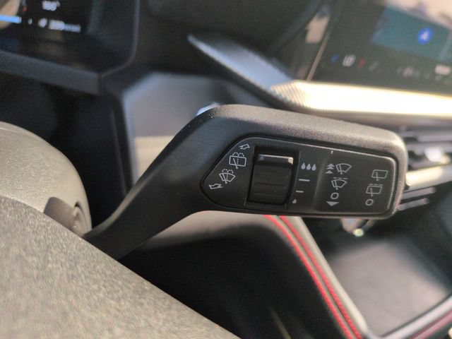 Certified 2025 Ford Explorer ST-Line AWD/4WD image 37