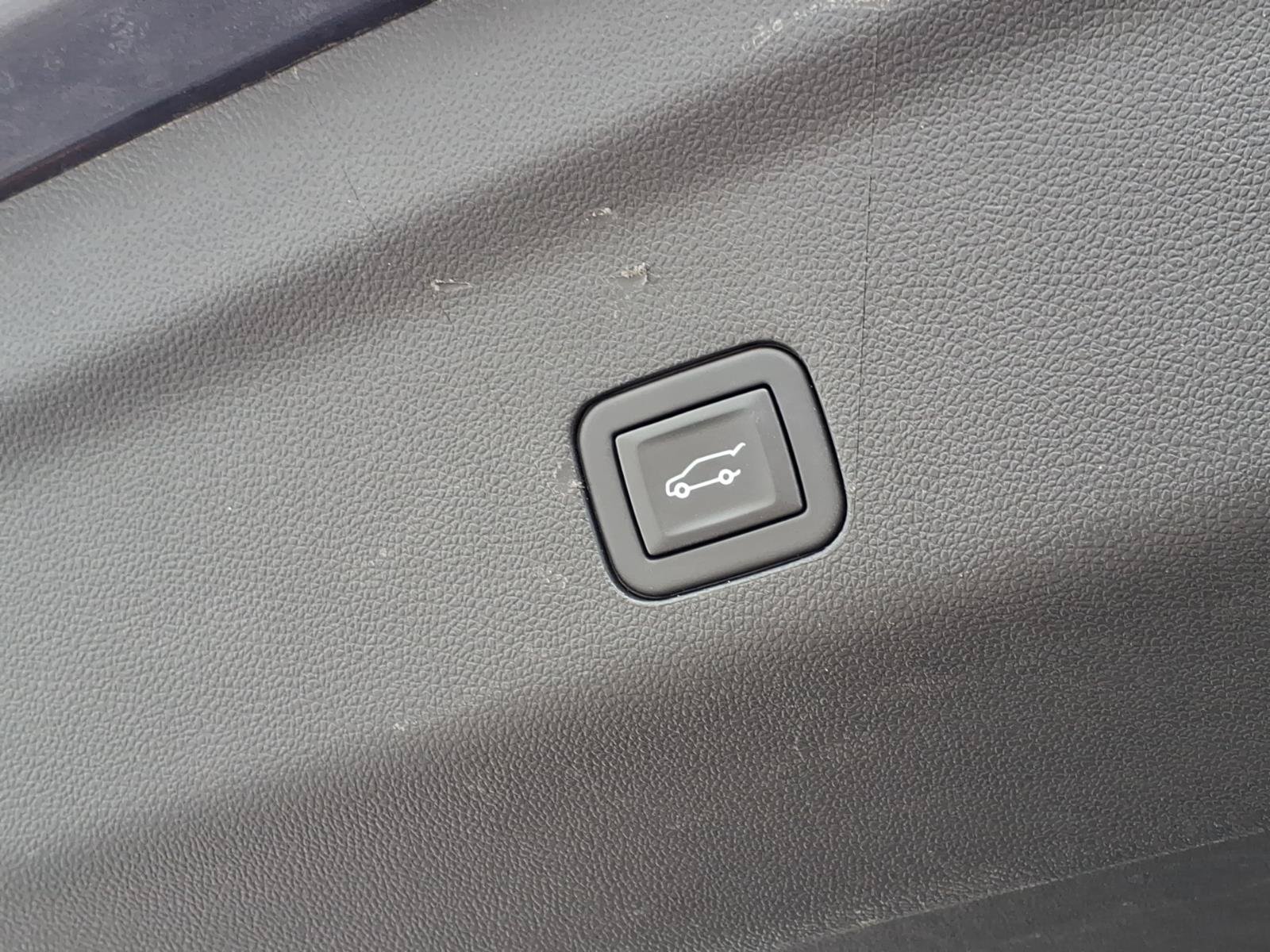 Used 2023 GMC Yukon Denali AWD/4WD image 27