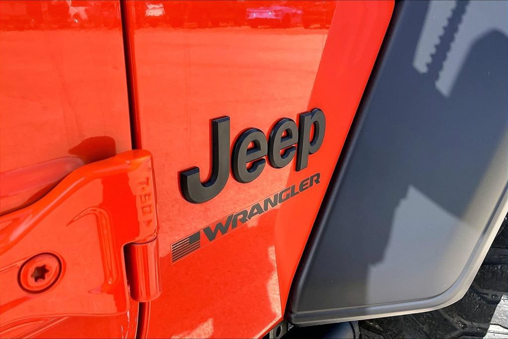 Used 2023 Jeep Wrangler Unlimited Sport AWD/4WD image 31