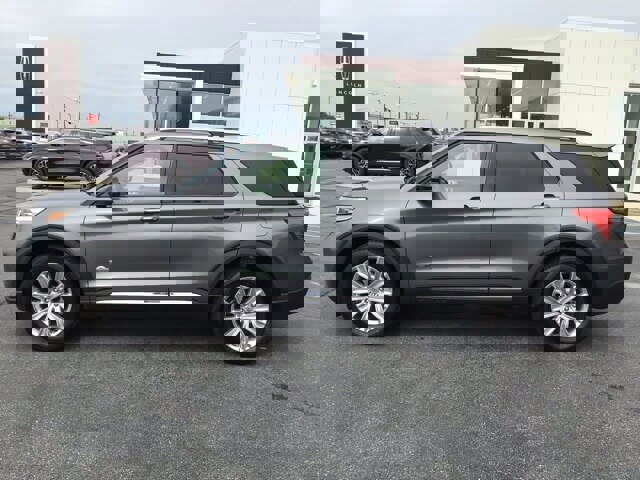 Certified 2022 Ford Explorer King Ranch w/ Technology Package image 6