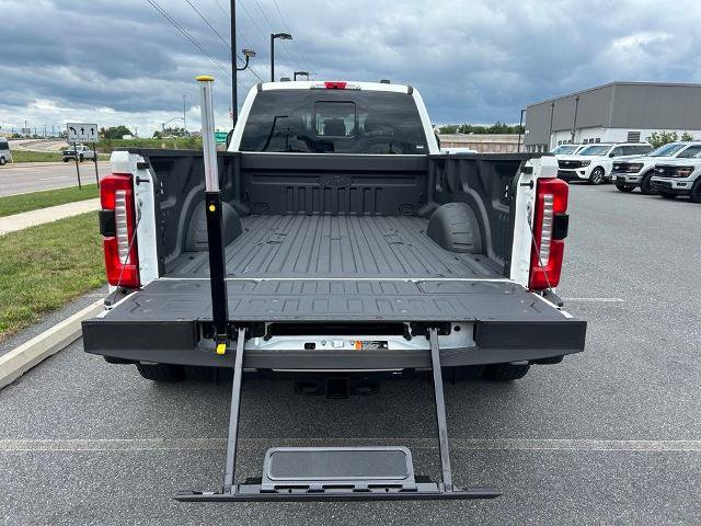 Certified 2025 Ford F450 King Ranch w/ Chrome Package AWD/4WD image 32