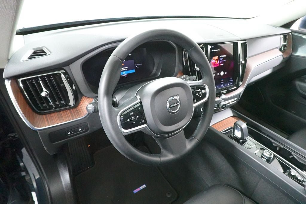 Used 2023 Volvo XC60 T8 Plus AWD/4WD image 25
