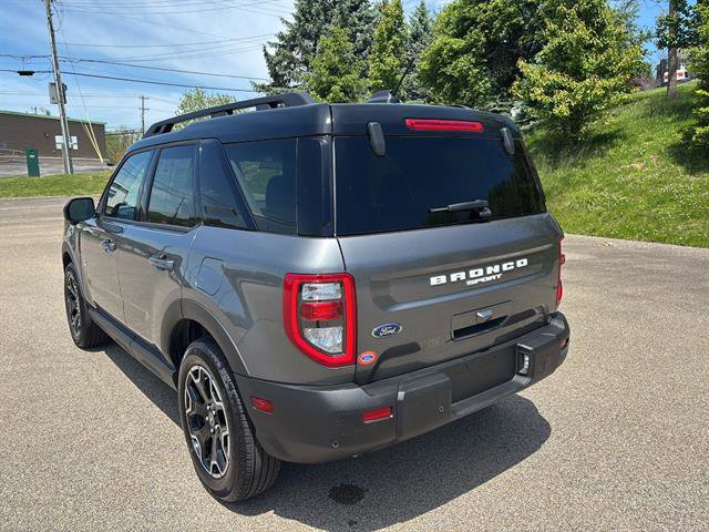Certified 2025 Ford Bronco Sport Outer Banks w/ Outer Banks Tech Package+ AWD/4WD image 2