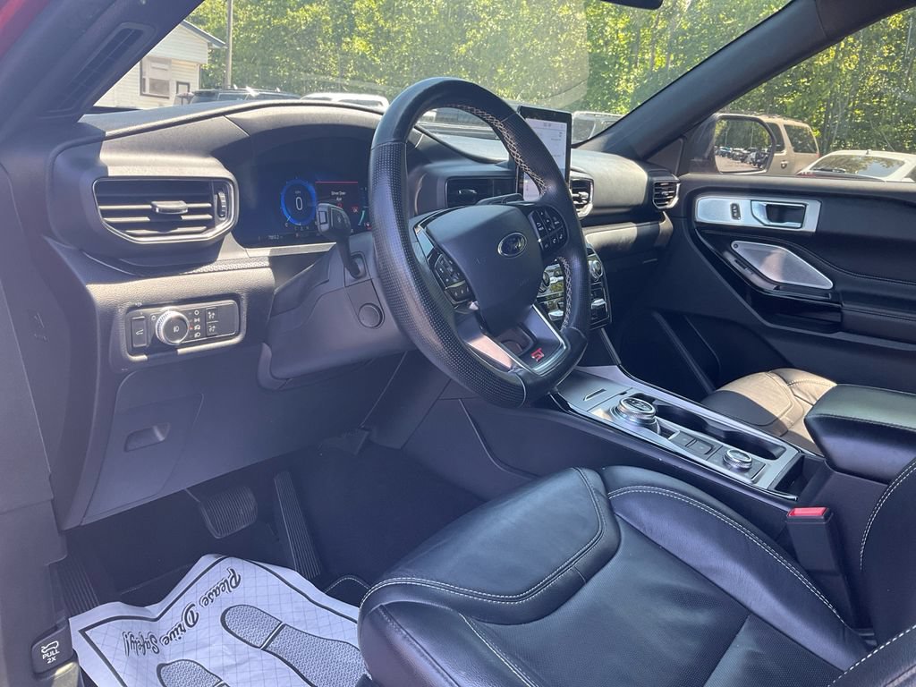 Certified 2021 Ford Explorer ST w/ Equipment Group 401A AWD/4WD image 15