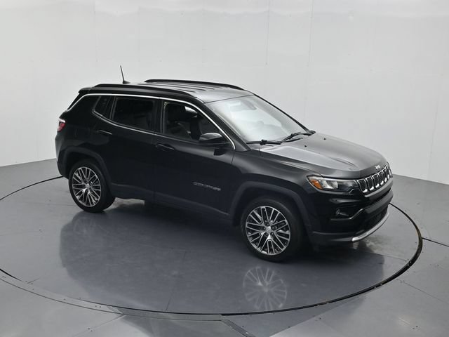 Used 2023 Jeep Compass Limited w/ Elite Group AWD/4WD image 44