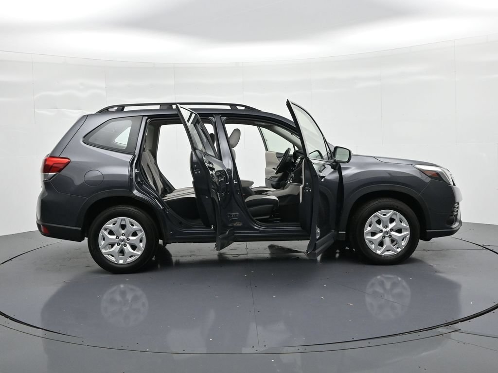Used 2023 Subaru Forester AWD/4WD image 23