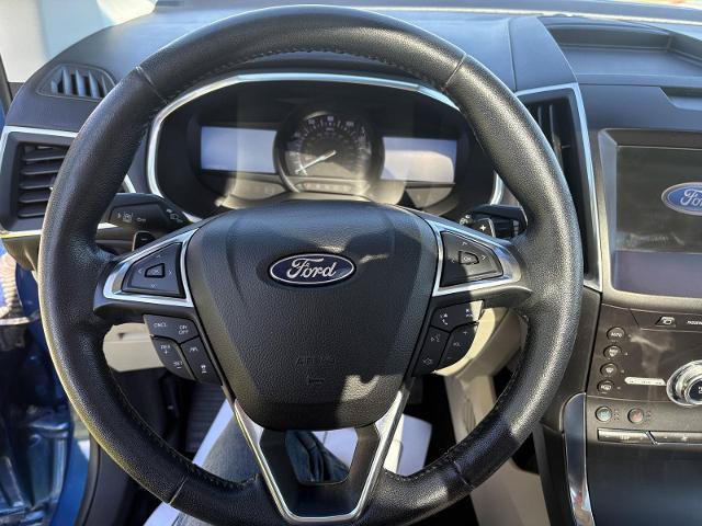 Certified 2020 Ford Edge Titanium w/ Equipment Group 301A AWD/4WD image 17
