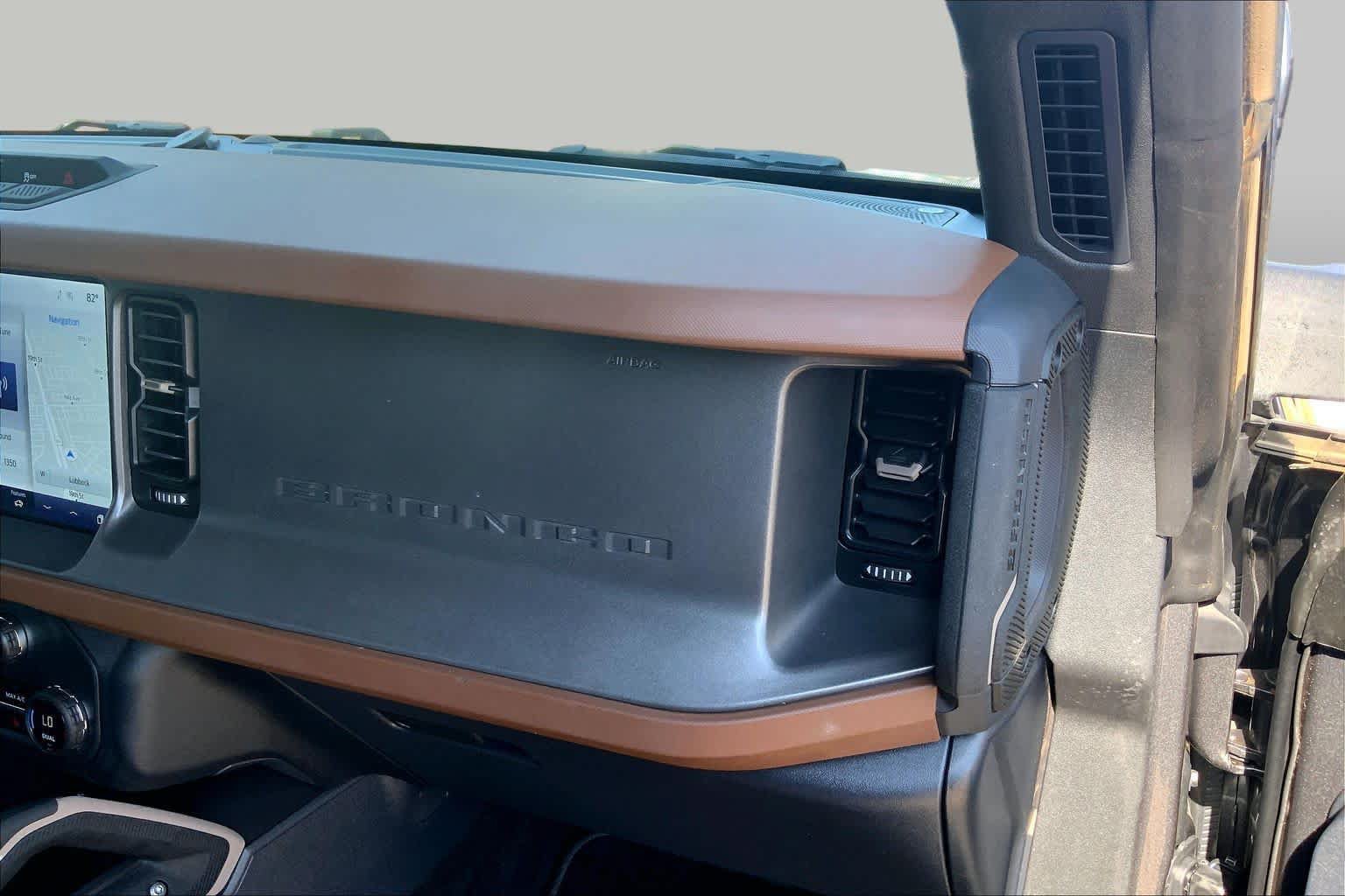 Certified 2024 Ford Bronco Outer Banks AWD/4WD image 19