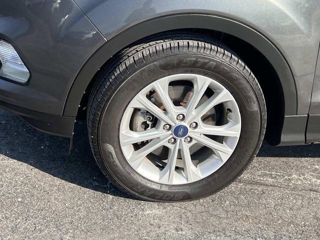 Certified 2019 Ford Escape SEL image 10