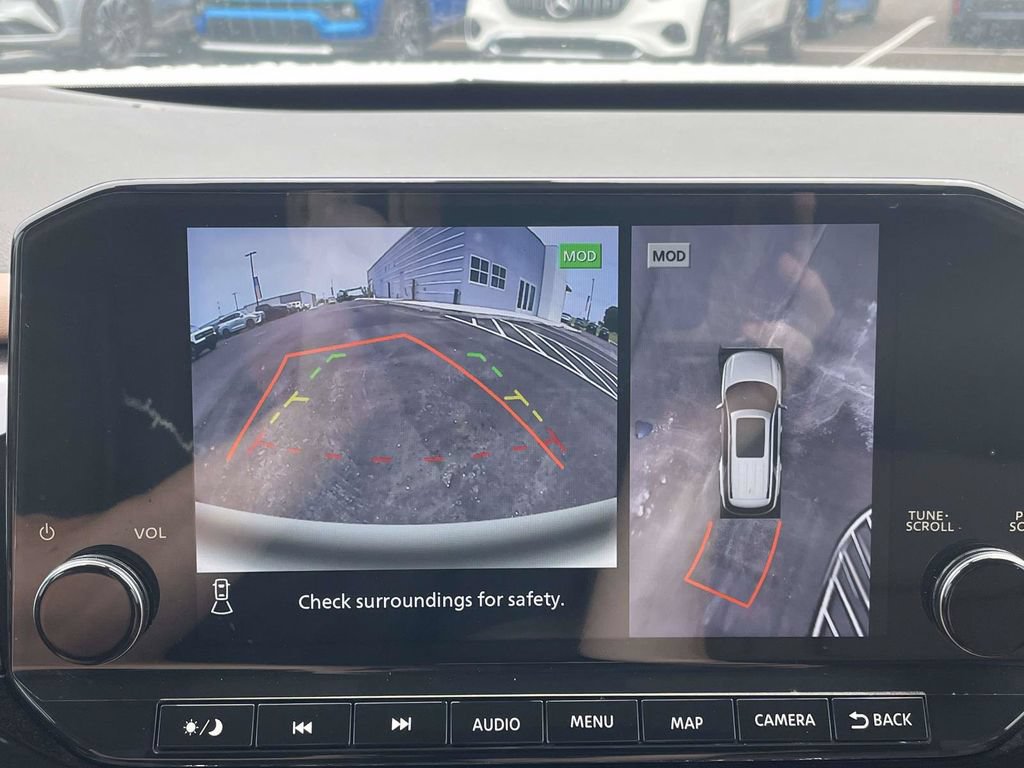 Used 2023 Nissan Pathfinder Platinum w/ Cargo Package FWD image 20