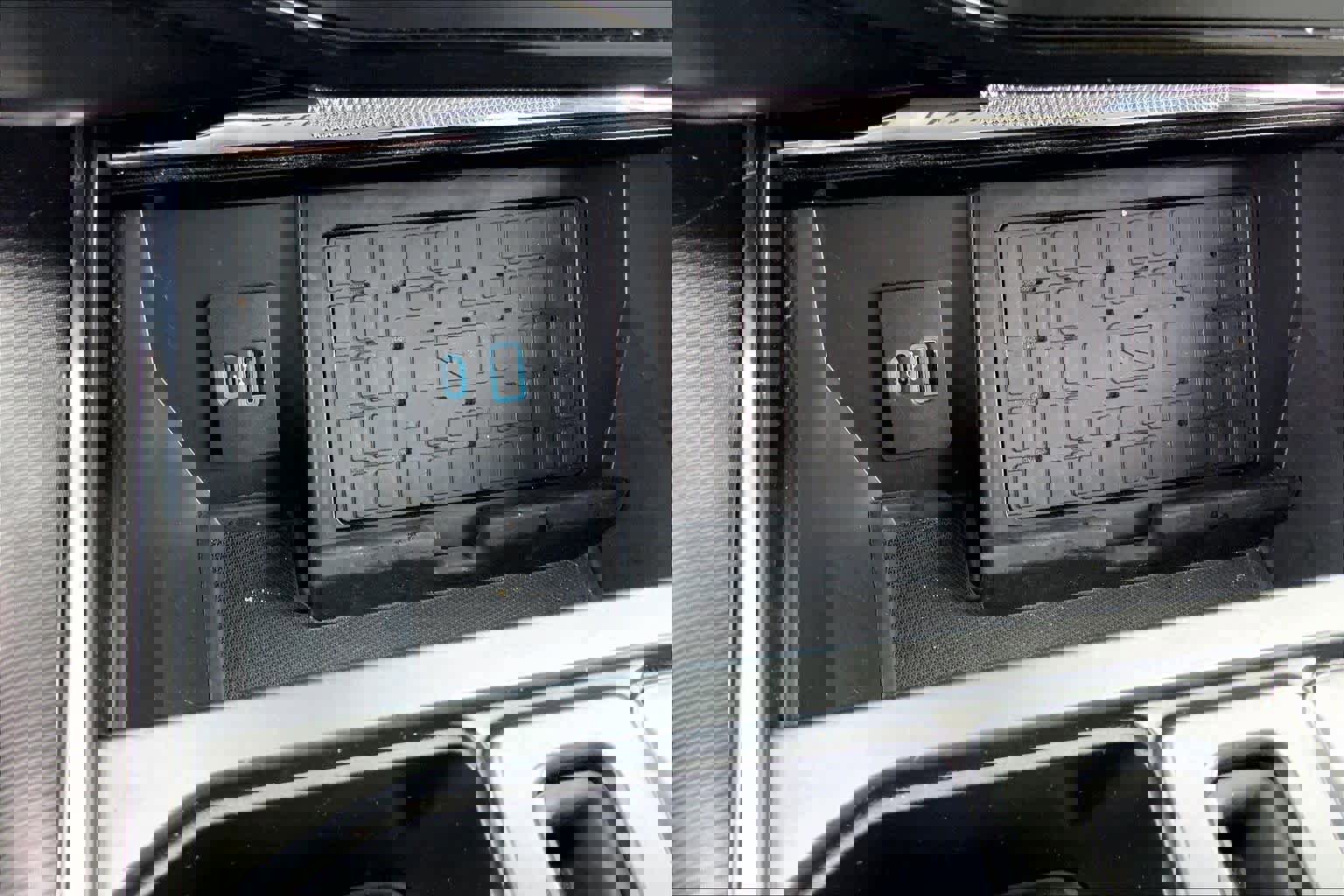 Certified 2023 Ford F150 Lightning Platinum image 32