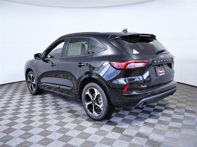 Certified 2023 Ford Escape ST-Line Select image 6