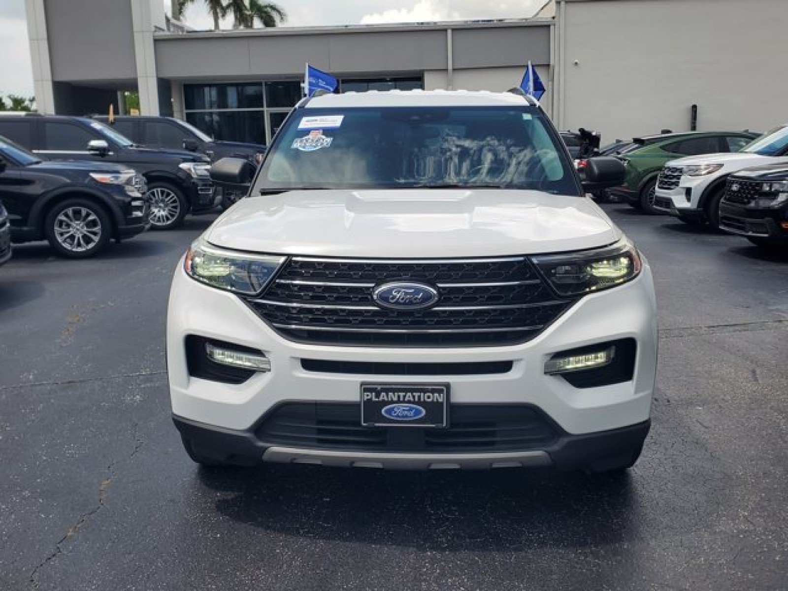 Certified 2020 Ford Explorer XLT w/ Equipment Group 202A RWD image 2