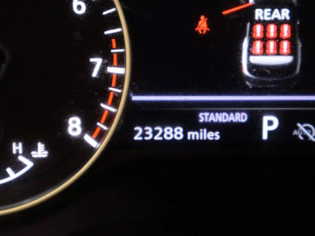 Used 2024 Nissan Pathfinder SV FWD image 9