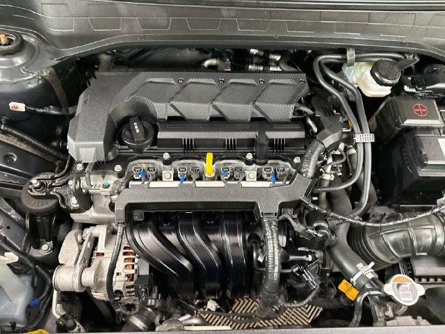 Used 2022 Hyundai Venue SEL FWD image 28