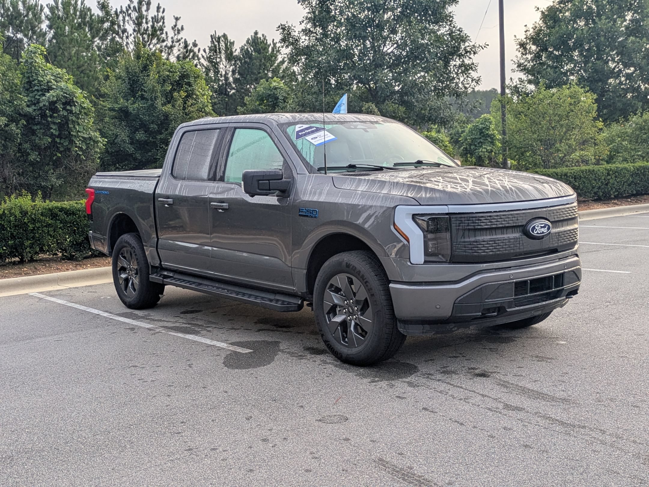Certified 2025 Ford F150 Lightning Flash AWD/4WD image 2