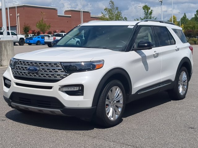 Certified 2022 Ford Explorer Limited w/ Equipment Group 301A AWD/4WD image 8