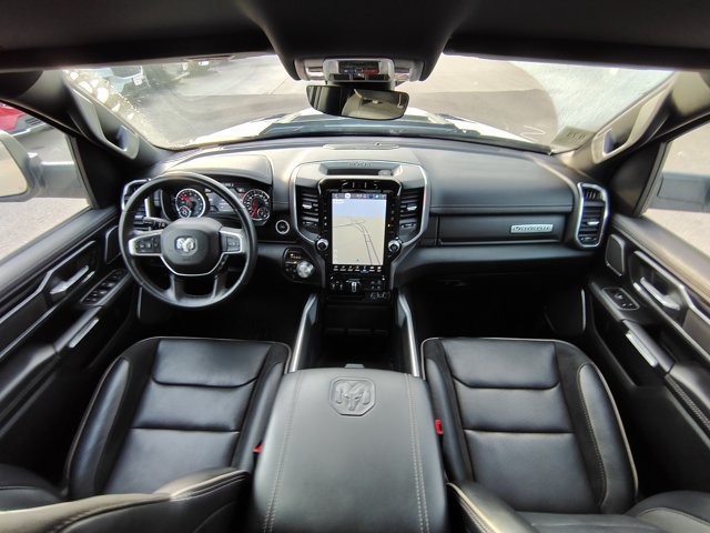 Used 2023 RAM 1500 Laramie AWD/4WD image 2