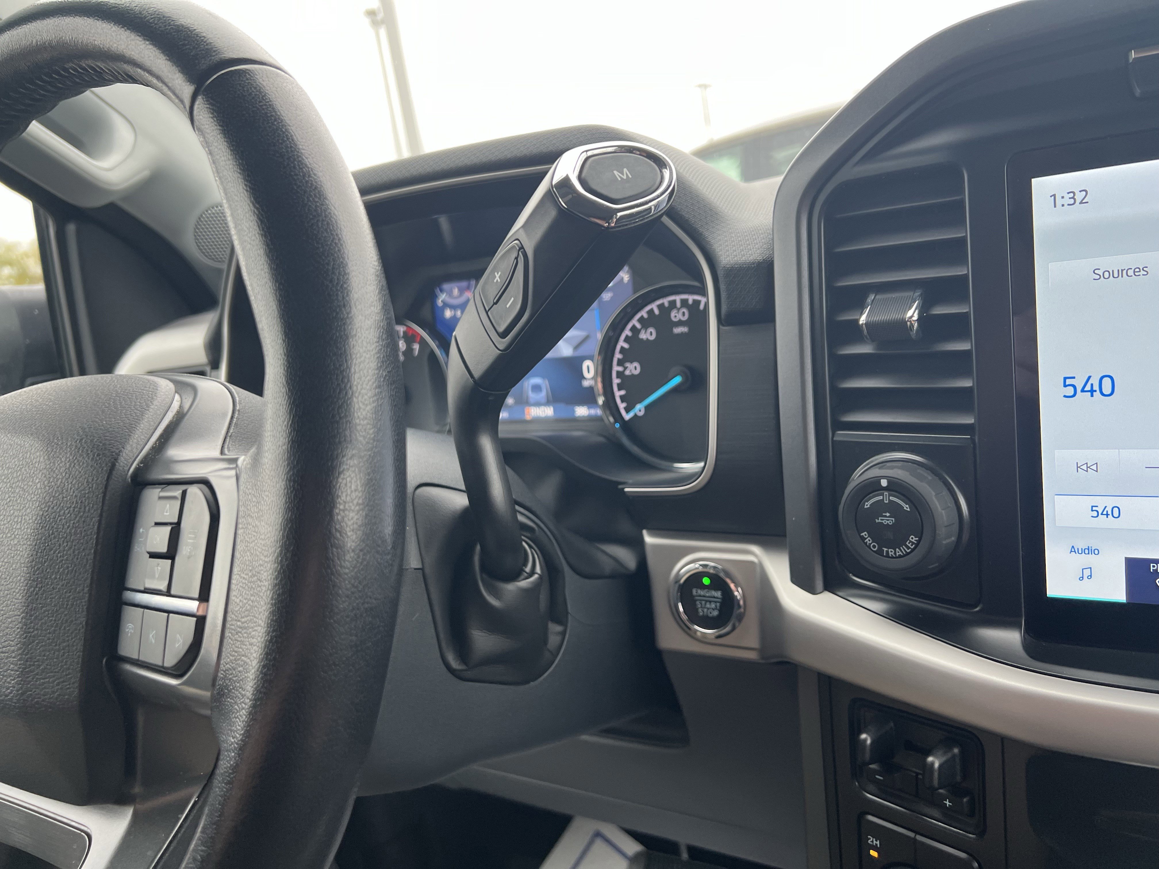 Certified 2022 Ford F150 XLT w/ Equipment Group 302A High image 17