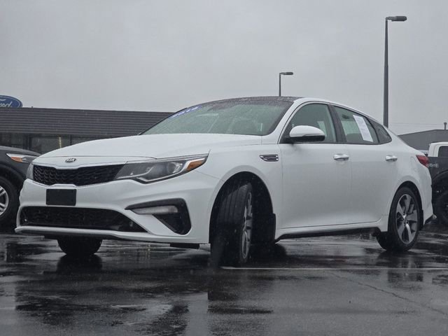 Used 2019 Kia Optima S w/ S Panoramic Sunroof Package FWD image 10