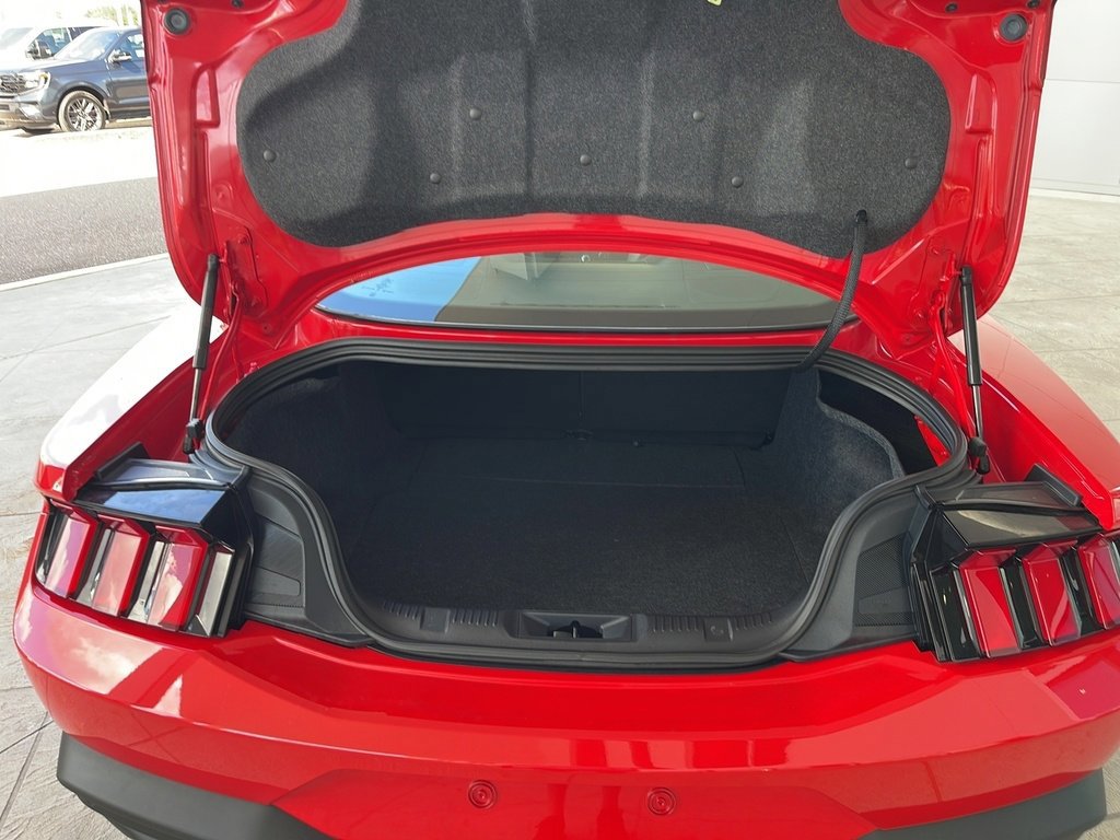 Certified 2024 Ford Mustang Coupe image 7