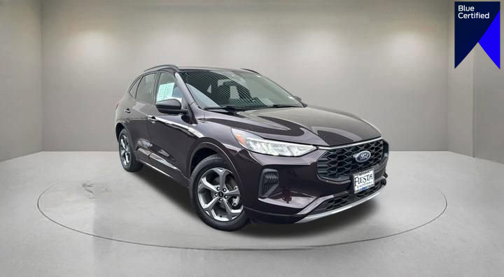 Certified 2023 Ford Escape ST-Line w/ Equipment Group 301A FWD image 1