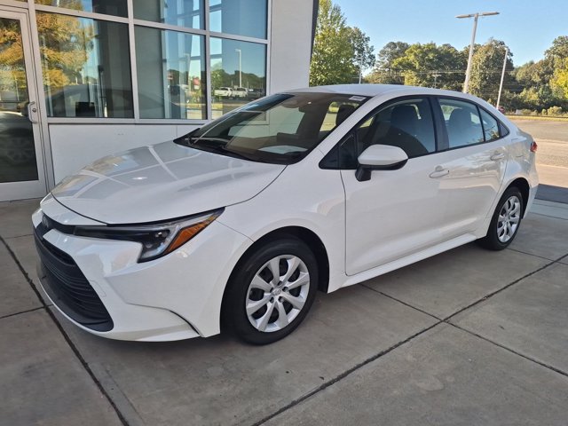 Used 2023 Toyota Corolla LE FWD image 8