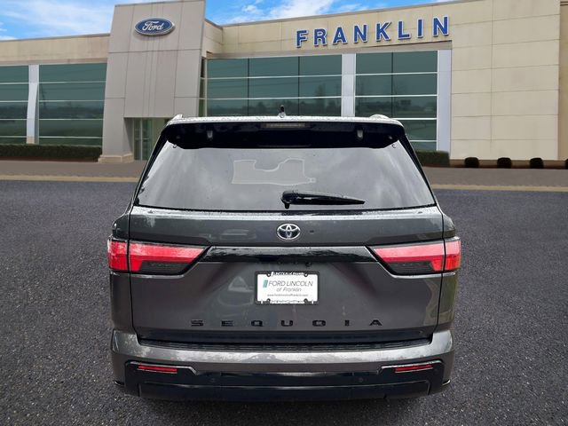 Used 2023 Toyota Sequoia Platinum AWD/4WD image 6