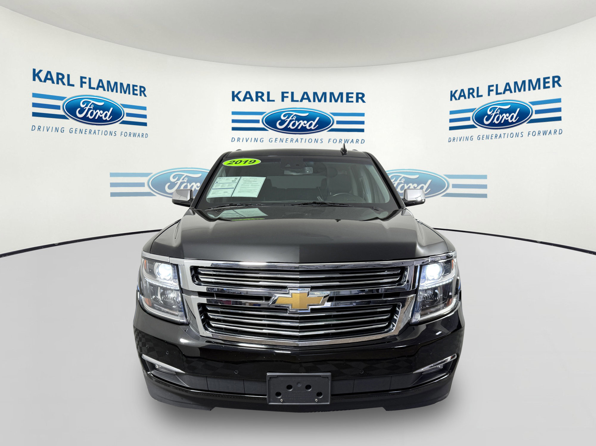 Used 2019 Chevrolet Suburban Premier image 6