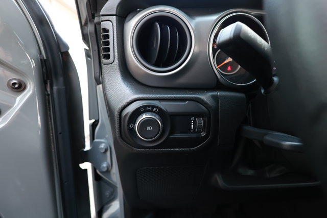 Used 2023 Jeep Wrangler Sport AWD/4WD image 18
