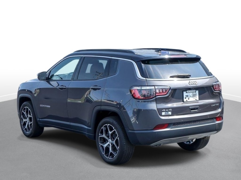 Used 2024 Jeep Compass Limited AWD/4WD image 5